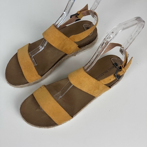 Big Buddha Platform Sandals - Picture 1 of 12